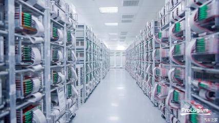 奔驰与辉能科技联手 固态电池与网络技术革新驱动未来出行